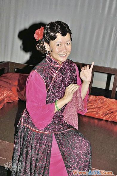 商天娥舞台剧公演大派喜帖 花40万元办环保婚宴