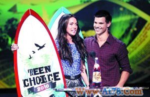 《暮光之城2》男星领跑美国青少年选择奖(图)