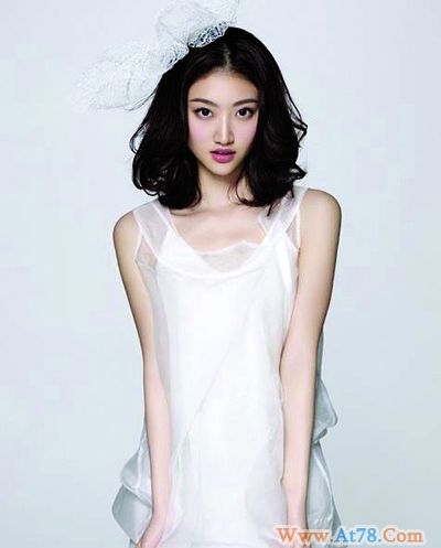 景甜被曝已收三万封情书 宣传方：有夸张成分