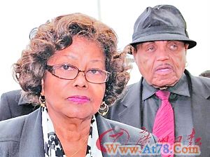 杰克逊80岁父母宣布离婚遗产之争是导火线