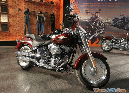 一线摩企新品集中亮相摩博会