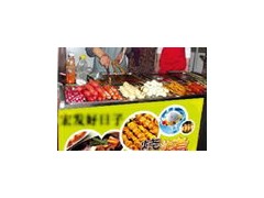盛夏烧烤就选“一路飘香小吃车”“一路飘香小吃车