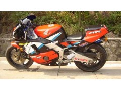 铃木盗匪250 价格3000 元 铃木盗匪250 价格3000 元