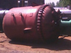 二手搪瓷反应釜不锈钢反应釜酒精回收塔蒸馏塔均质机净乳机