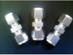 卡套中间直通接头 卡套接头 卡套中间 卡套中间直通接头 卡套接头 卡套中间