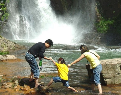 江西：乡村游火爆黄金周