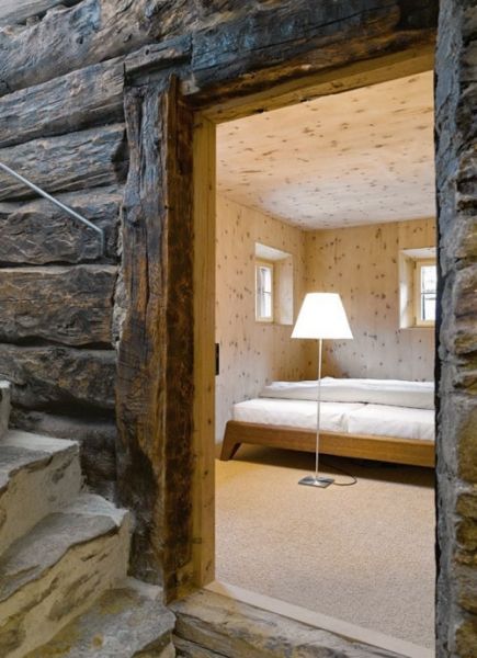 15世纪山区村落中的现代住宅