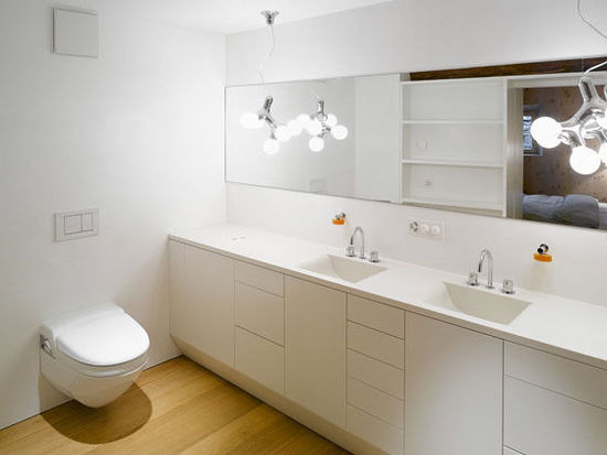 15世纪山区村落中的现代住宅