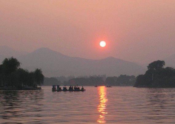 黄金周杭州迎客1490万 人气居全国第三