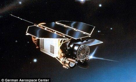 科学家警告3吨重失控太空望远镜正冲向地球(图)