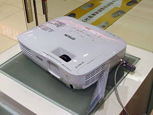 赠100吋电动幕 爱普生C260X售5299元