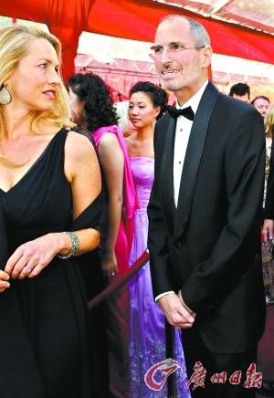 课堂上交换号码乔布斯“逃会”去幽会