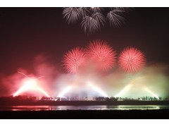 承接各大小型焰火晚会 承接各大小型焰火晚会