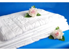 厂价供应酒店、宾馆纯棉浴巾32s纯棉浴巾70*140 500克