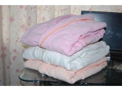 厂价供应青果领割绒浴衣