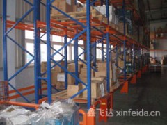 供应武汉货架【横梁式货架】 供应武汉货架【横梁式货架】