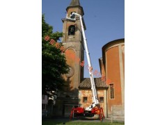 安全的高空作业车首选普雷斯特R300蜘蛛式曲臂自行高空作业车 安全的高空作业车首选普雷斯特R300蜘蛛式曲臂自行高空作业车