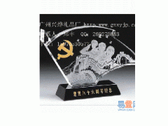 新疆水晶工艺礼品厂、退伍军人纪念品、新疆水晶纪念品定做厂家