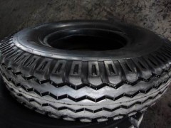 12.00-20轻卡轮胎 12.00-20轻卡轮胎