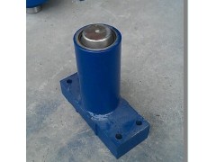 龙工挖掘机涨紧油缸60