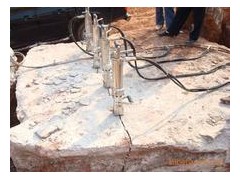 白云石矿石英石开采机械设备 白云石矿石英石开采机械设备