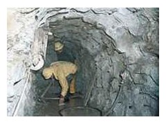 铜矿免爆破开采手持式施工新机械 铜矿免爆破开采手持式施工新机械