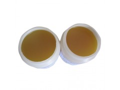 白凡士林 白凡士林