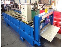 沧州天原墙面板900压瓦机 沧州天原墙面板900压瓦机