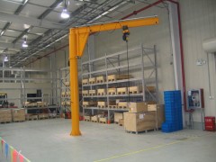 河南起重机器低价销售悬臂式起重机 河南起重机器低价销售悬臂式起重机